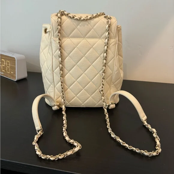 CHANEL Duma Backpack - Picture 4 of 6